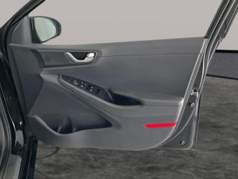 Hyundai Ioniq 1.6 h-GDi SE DCT (141 ps) - CRUISE - PADDLE SHIFT - CLIMATE CONT