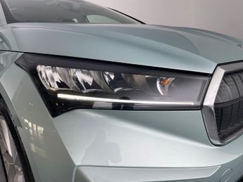Skoda Enyaq 82kWh 80 (204 ps) - HEATED STEERING - PARKING PACKAGE - DRIVE PA