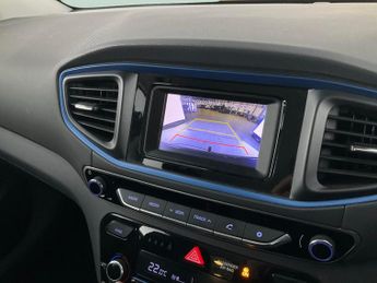 Hyundai Ioniq 1.6 h-GDi SE DCT (141 ps) - CRUISE - PADDLE SHIFT - CLIMATE CONT