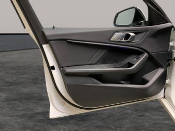 BMW 1 Series 1.5 118i Sport DCT (140 ps) - ACTIVE LANE ASSIST - LED - NAV