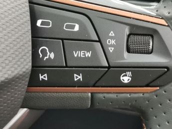 Cupra Formentor 2.0 TSI V1 DSG 4Drive (190 ps) - KEYLESS ENTRY - LED - NAV