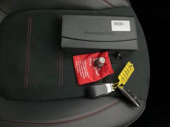 Mercedes-Benz EQA EQA 250 66.5kWh AMG Line (190 ps) - HEATED SEATS - NAV - MIRROR 