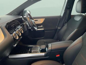 Mercedes-Benz EQA EQA 250 66.5kWh AMG Line (190 ps) - HEATED SEATS - NAV - MIRROR 