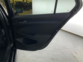 Volkswagen Golf 2.0 TSI GTI DSG (245 ps) - NAV - CARPLAY - KEYLESS ENTRY
