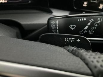 Volkswagen Golf 2.0 TSI GTI DSG (245 ps) - NAV - CARPLAY - KEYLESS ENTRY