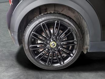 Mini Electric Hatch Cooper SE 32.6kWh Level 2 (184 ps) - HEATED SEATS - INTERIOR LIG