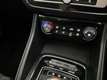MG MG ZS 44.5kWh Excite (143 ps) - LANE DEPARTURE  - BLUETOOTH - DRIVING 