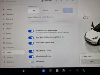 Tesla Model Y (Dual Motor) Long Range 4WDE (384 bhp) - NAV - LEATHER - HEATED 