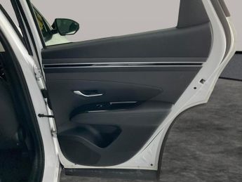 Hyundai Tucson 1.6 h T-GDi SE Connect (230 ps) - NAV - BLUETOOTH - CRUISE