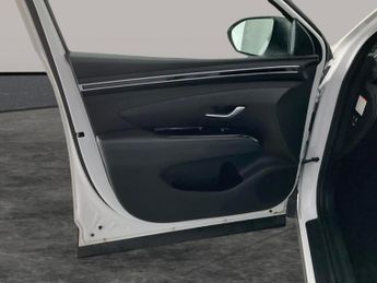 Hyundai Tucson 1.6 h T-GDi SE Connect (230 ps) - NAV - BLUETOOTH - CRUISE