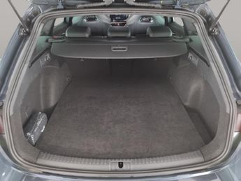 Cupra Leon 1.4 eHybrid 12.8kWh VZ2 Plug-in DSG (245 ps) - LED - REVERSE CAM