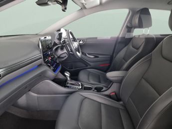 Hyundai Ioniq 1.6 h-GDi 8.9kWh Premium SE Plug-in DCT (141 ps) - LED - REVERSE