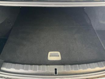 BMW 3 Series 2.0 330e 12kWh SE Pro Plug-in (292 ps) - AUTO PARK - REVERSE CAM