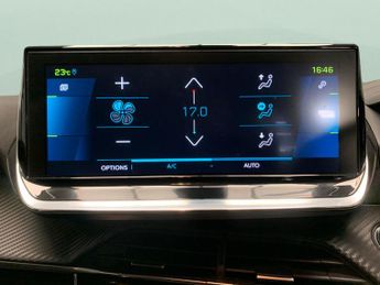 Peugeot E-208 50kWh Allure (136 ps) - ACTIVE LANE ASSIST - LED - NAV