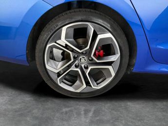 Skoda Octavia 2.0 TDI vRS DSG (200 ps) - LED - SMARTLINK - HEATED SEATS