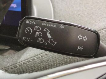 Skoda Enyaq 62kWh 60 (DC120kW) (179 ps) - NAV - WIFI - BLUETOOTH