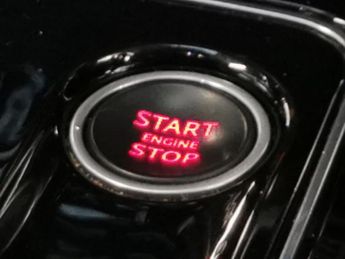 Jaguar XE 2.0 D180 S (180 ps) - REVERSE CAM - NAV - LEATHER