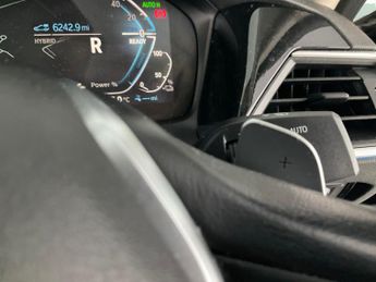 BMW 3 Series 2.0 330e 12kWh SE Pro Plug-in (292 ps) - AUTO PARK - REVERSE CAM