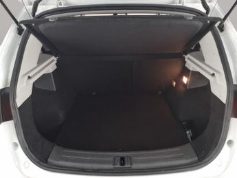 MG MG ZS 1.0 T-GDI Exclusive (111 ps) - 2+1 REAR SEAT SYSTEM - NAV - HEAT