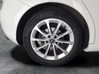 Mercedes-Benz A Class 1.3 A180 Sport 7G-DCT (136 ps) - HEATED LEATHER