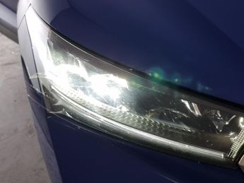 Skoda Enyaq 62kWh 60 (DC120kW) (179 ps) - NAV - WIFI - BLUETOOTH