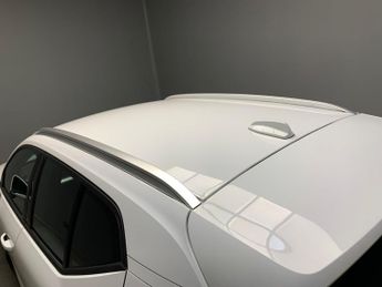 Volvo XC40 2.0 D3 Momentum Pro AWD (150 ps) - AUTO PARK - LED - HEATED SEAT