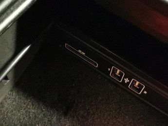 Mercedes-Benz C Class 1.5 C200 MHEV EQ Boost AMG Line (Premium) G-Tronic+ (198 ps) - 1