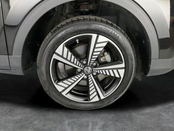 MG MG ZS 44.5kWh Excite (143 ps) - LANE DEPARTURE  - BLUETOOTH - DRIVING 