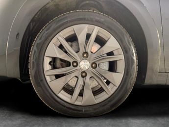 Peugeot E-208 50kWh Allure (136 ps) - ACTIVE LANE ASSIST - LED - NAV