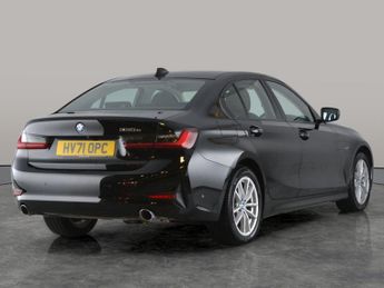 BMW 3 Series 2.0 330e 12kWh SE Pro Plug-in (292 ps) - AUTO PARK - REVERSE CAM
