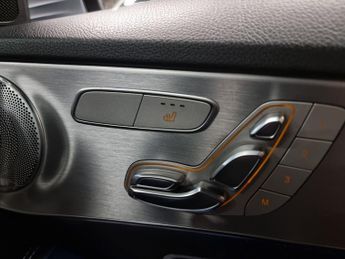 Mercedes-Benz C Class 2.0 C350e 6.4kWh AMG Line (Premium Plus) Plug-in G-Tronic+ (293 
