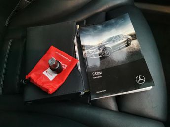 Mercedes-Benz C Class 2.0 C350e 6.4kWh AMG Line (Premium Plus) Plug-in G-Tronic+ (293 