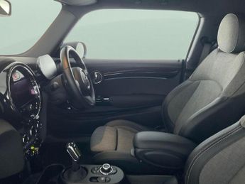 Mini Electric Hatch Cooper SE 32.6kWh Level 2 (184 ps) - 17IN ALLOYS - LED - REVERSE