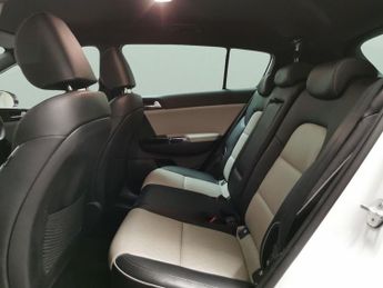 Kia Sportage 1.6 T-GDi GT-Line DCT AWD (174 bhp) - BLUETOOTH - PADDLE SHIFT