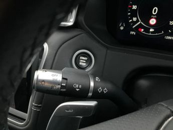 Land Rover Range Rover Velar 2.0 P400e 17.1kWh R-Dynamic HSE Plug-in 4WD (404 ps) - KEYLESS E