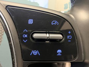 Hyundai Ioniq 5 73kWh Premium (217 ps) - BLIND SPOT ASSIST - LANE DEPARTURE  - B