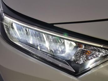 Toyota RAV4 2.5 VVT-h GPF Design CVT (218 ps) - REVERSE CAM - NAV - LANE DEP