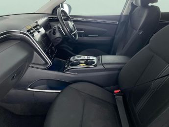 Hyundai Tucson 1.6 h T-GDi 13.8kWh Premium Plug-in 4WD (265 ps) - LED - REVERSE