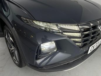 Hyundai Tucson 1.6 h T-GDi 13.8kWh Premium Plug-in 4WD (265 ps) - LED - REVERSE