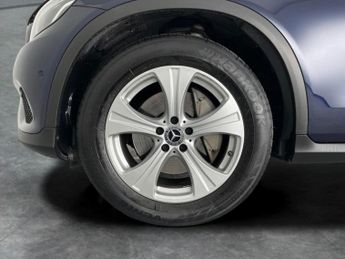 Mercedes-Benz GLC 2.1 GLC220d Sport G-Tronic+ 4MATIC (170 ps) - MIRROR PACKAGE - B
