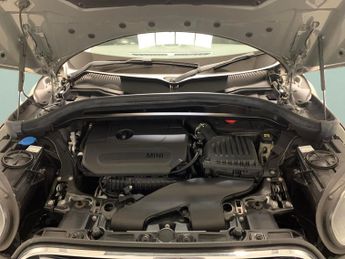 Mini Countryman 1.5 Cooper Exclusive Steptronic (136 ps) - MINI YOURS LOUNGE LEA