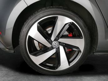 Volkswagen Golf 2.0 TSI GPF GTI Performance DSG (245 ps) - REVERSE CAM - HEATED 