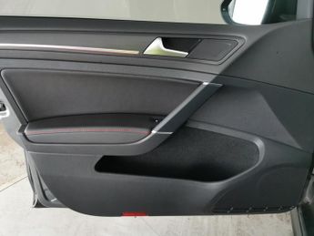 Volkswagen Golf 2.0 TSI GPF GTI Performance DSG (245 ps) - REVERSE CAM - HEATED 