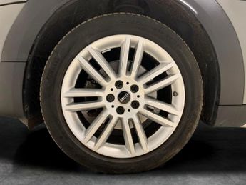 Mini Countryman 1.5 Cooper Exclusive Steptronic (136 ps) - MINI YOURS LOUNGE LEA