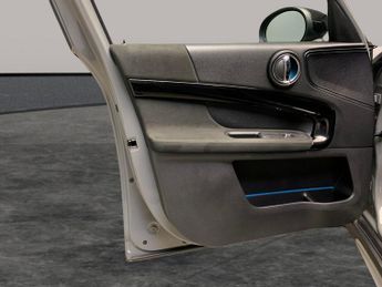 Mini Countryman 1.5 Cooper Exclusive Steptronic (136 ps) - MINI YOURS LOUNGE LEA