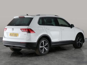 Volkswagen Tiguan 2.0 TDI SE Navigation DSG 4Motion (150 ps) - BLUETOOTH