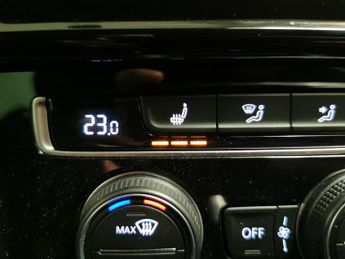 Volkswagen Golf 2.0 TSI GPF GTI Performance DSG (245 ps) - REVERSE CAM - HEATED 