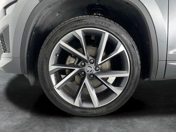 Skoda Kodiaq 1.5 TSI ACT SportLine DSG (7 Seat) (150 ps) - LED - SMARTLINK - 