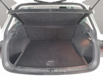 Volkswagen Tiguan 2.0 TDI SE Navigation DSG 4Motion (150 ps) - BLUETOOTH