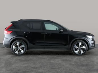 Volvo XC40 Recharge 69kWh Plus (231 ps) - KEYLESS ENTRY - AUTO PARK - LED